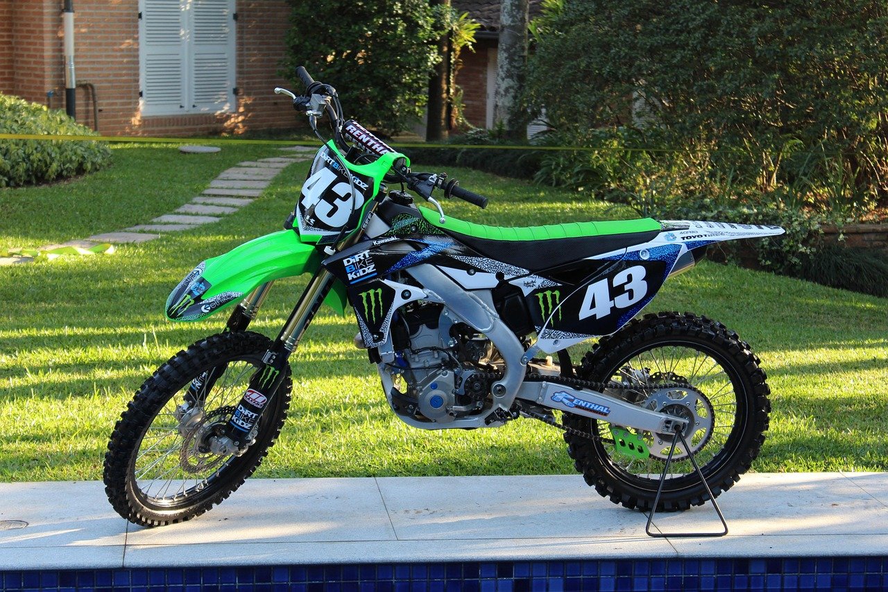 Transform Your Dirt Bike with Personalized Graphics